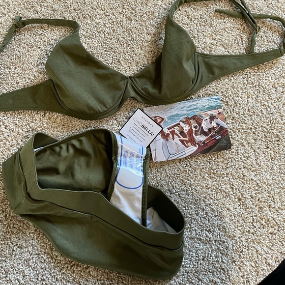 NWT- BARBORA BIKINI - Picture 7 of 10